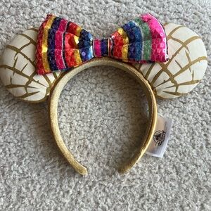 Disney-Parks Mickey Mouse Mexican Pan Dulce Concha